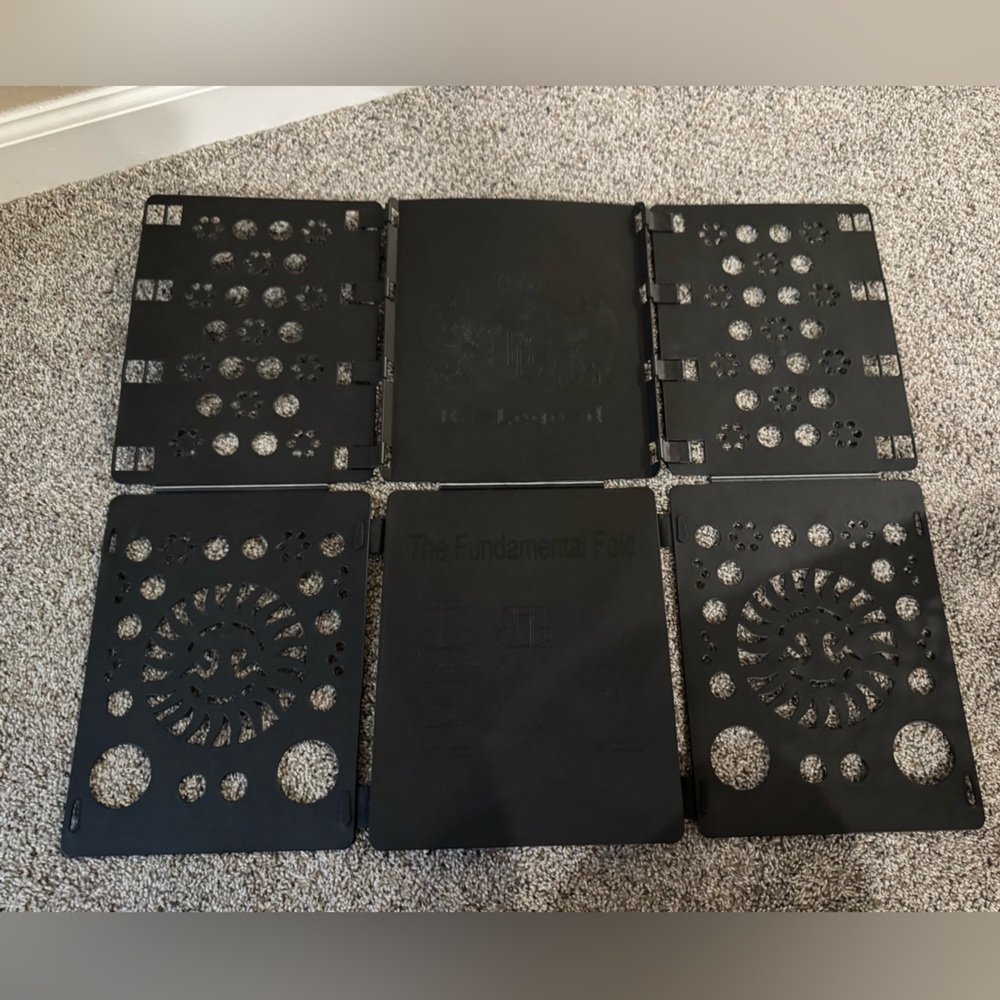 Black Shirt Folding Board - Picture 6 of 7